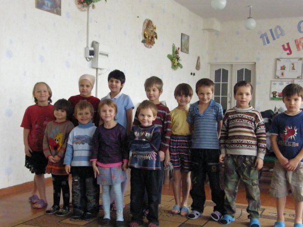 LIKAR.INFUND Помощь детдомам Украины Васильков